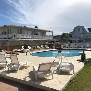 Hotel Full Moon & Restaurant